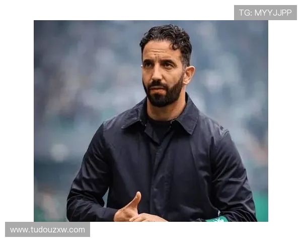 阿莫林狂创新，曼联风向何？